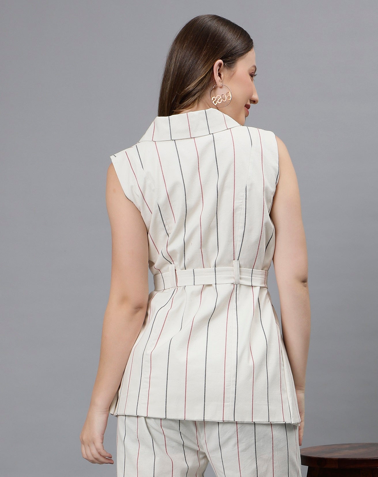 Nougat blazer sleeveless